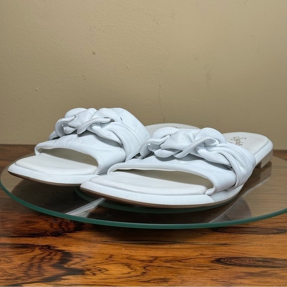 Seychelles Tulum Sandal in Off White Leather - Picture 8 of 15